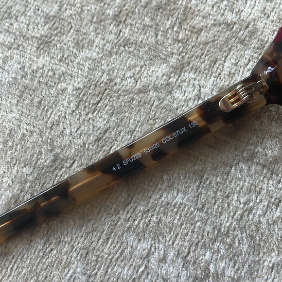 NWOT Furla Tortoise with Blue & Red Detail Round Designer Sunglasses - Picture 12 of 14